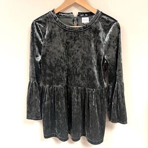 Cupio sage green flared sleeve crushed velvet top Sz S/P